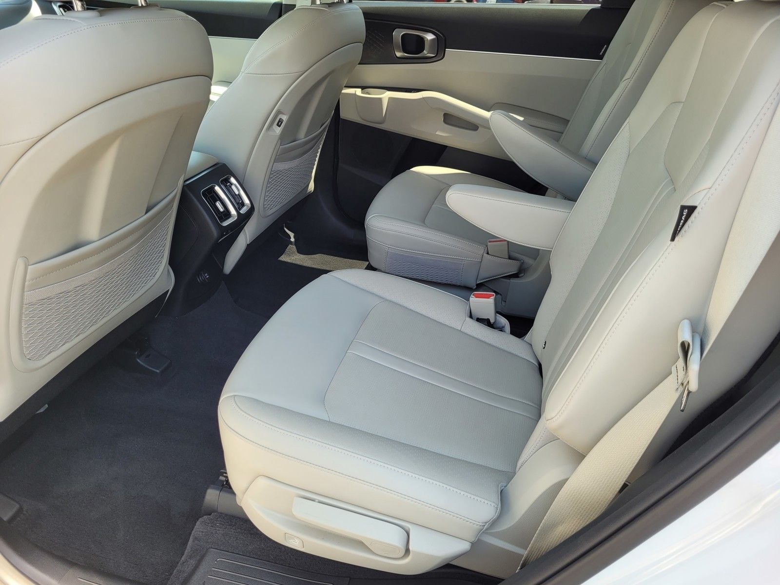2025 Kia Sorento X-Line EX