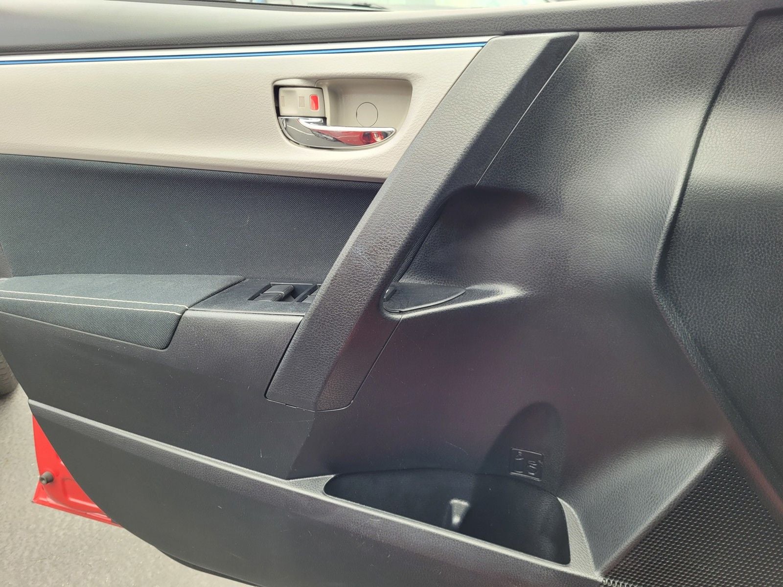 2016 Toyota Corolla LE Plus