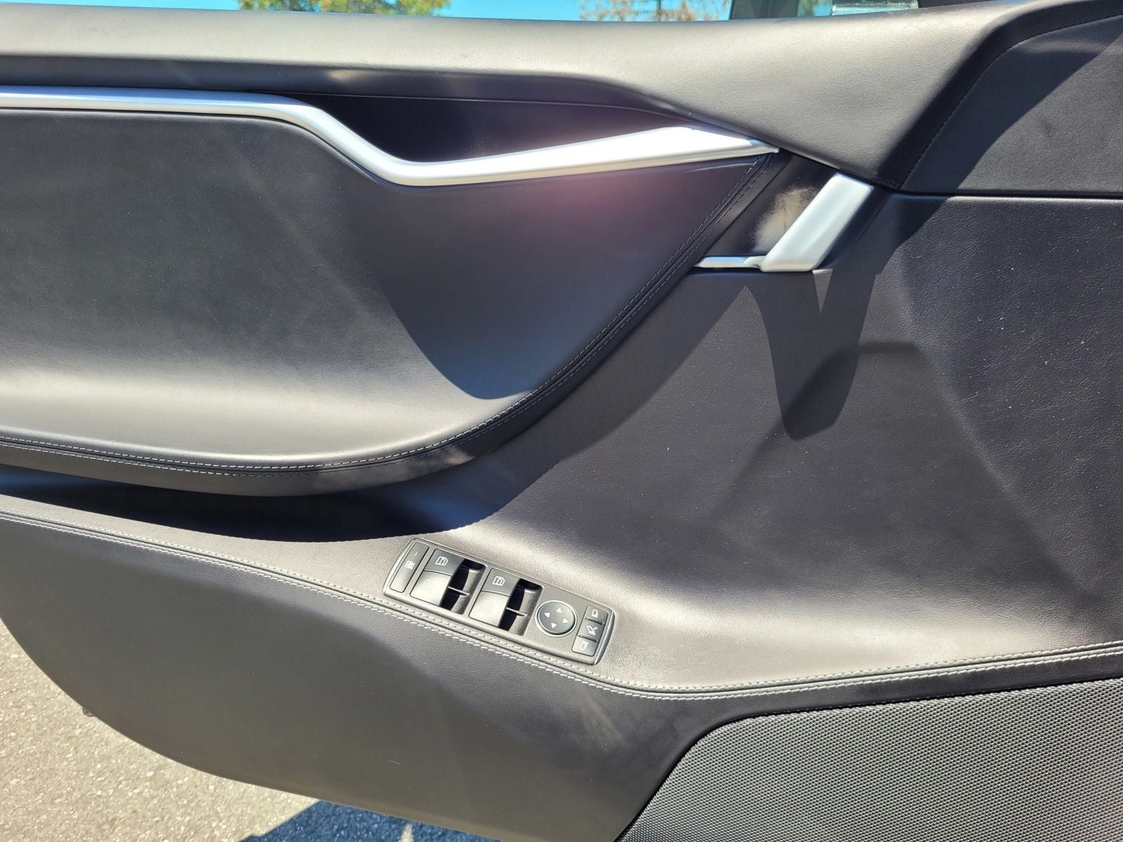 2015 Tesla Model S 85D