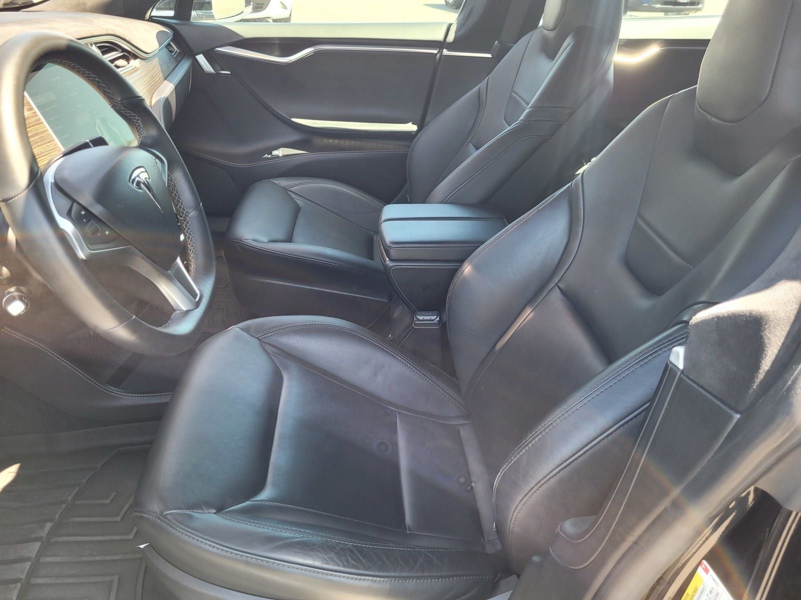 2015 Tesla Model S 85D