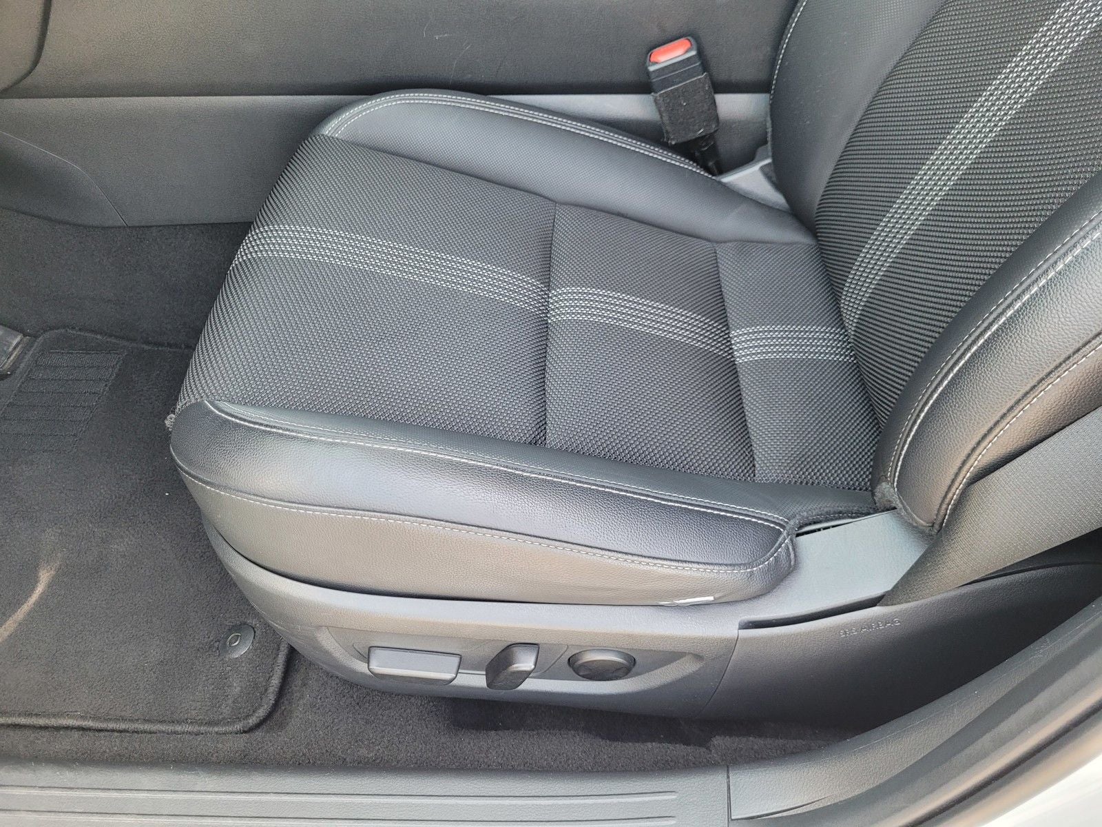 2023 Mazda Mazda CX-50 2.5 S Preferred Plus Package