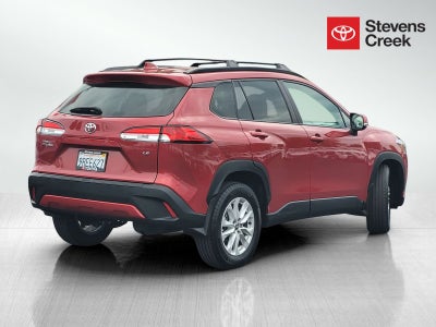 2024 Toyota Corolla Cross LE