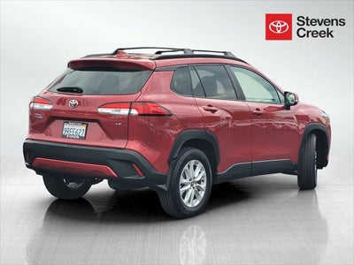 2024 Toyota Corolla Cross LE