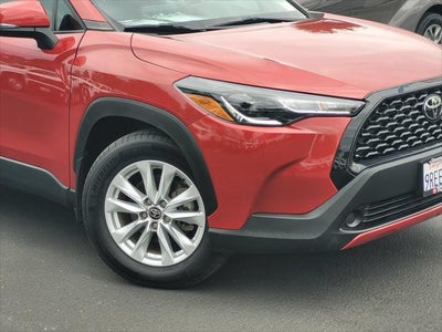 2024 Toyota Corolla Cross LE