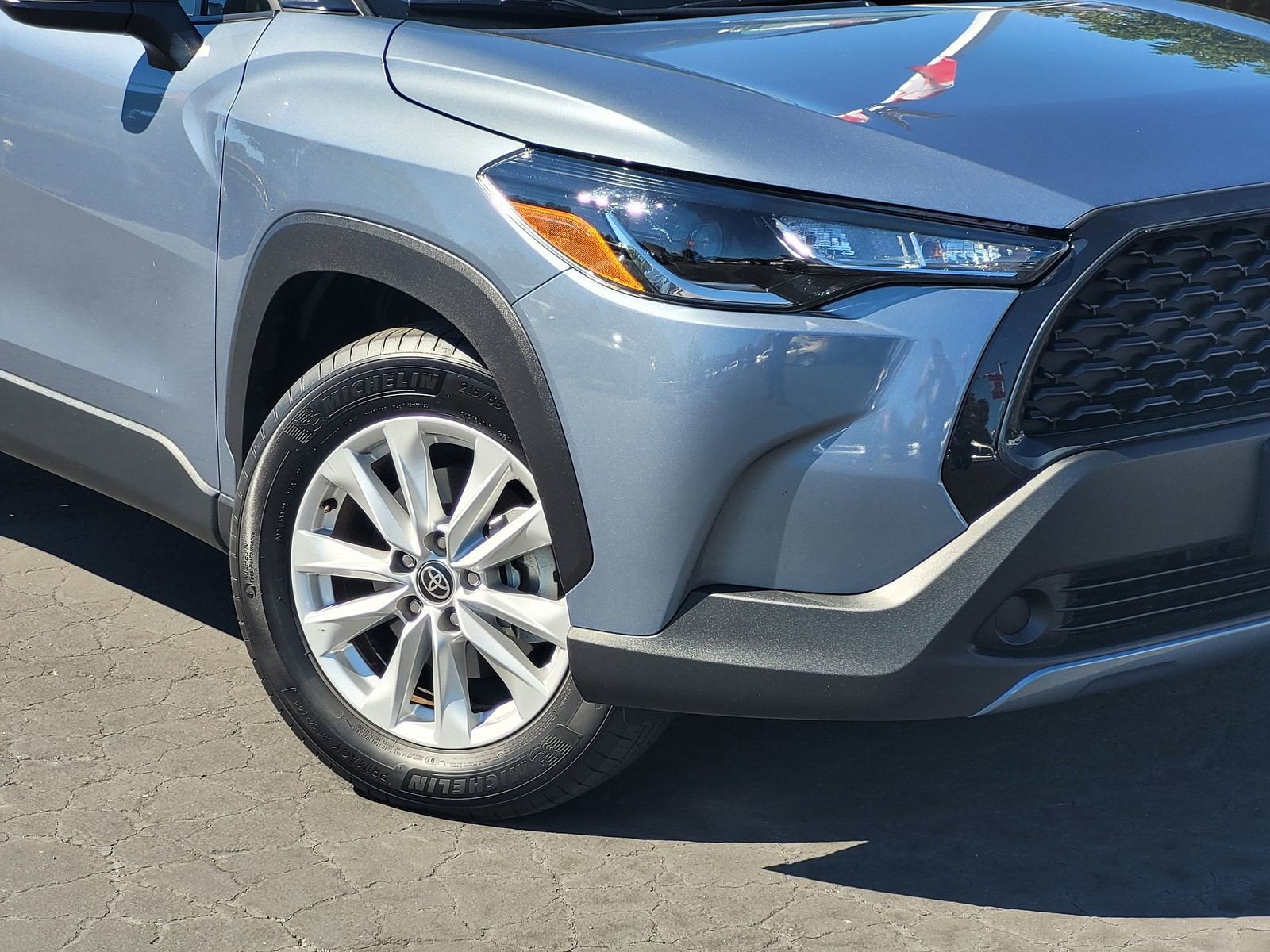 2023 Toyota Corolla Cross LE
