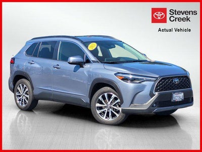 2023 Toyota Corolla Cross XLE