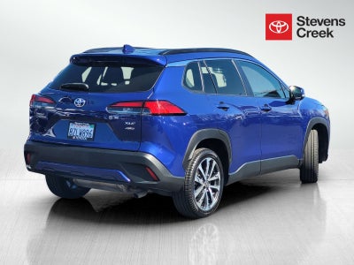 2022 Toyota Corolla Cross XLE