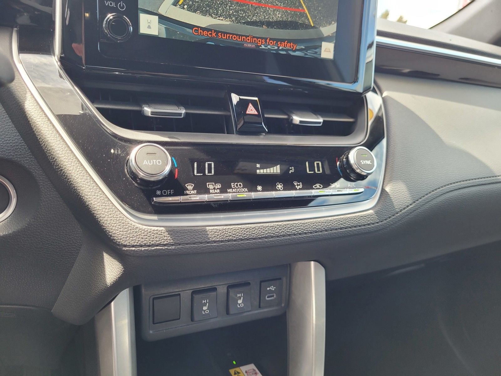 2023 Toyota Corolla Cross Hybrid XSE