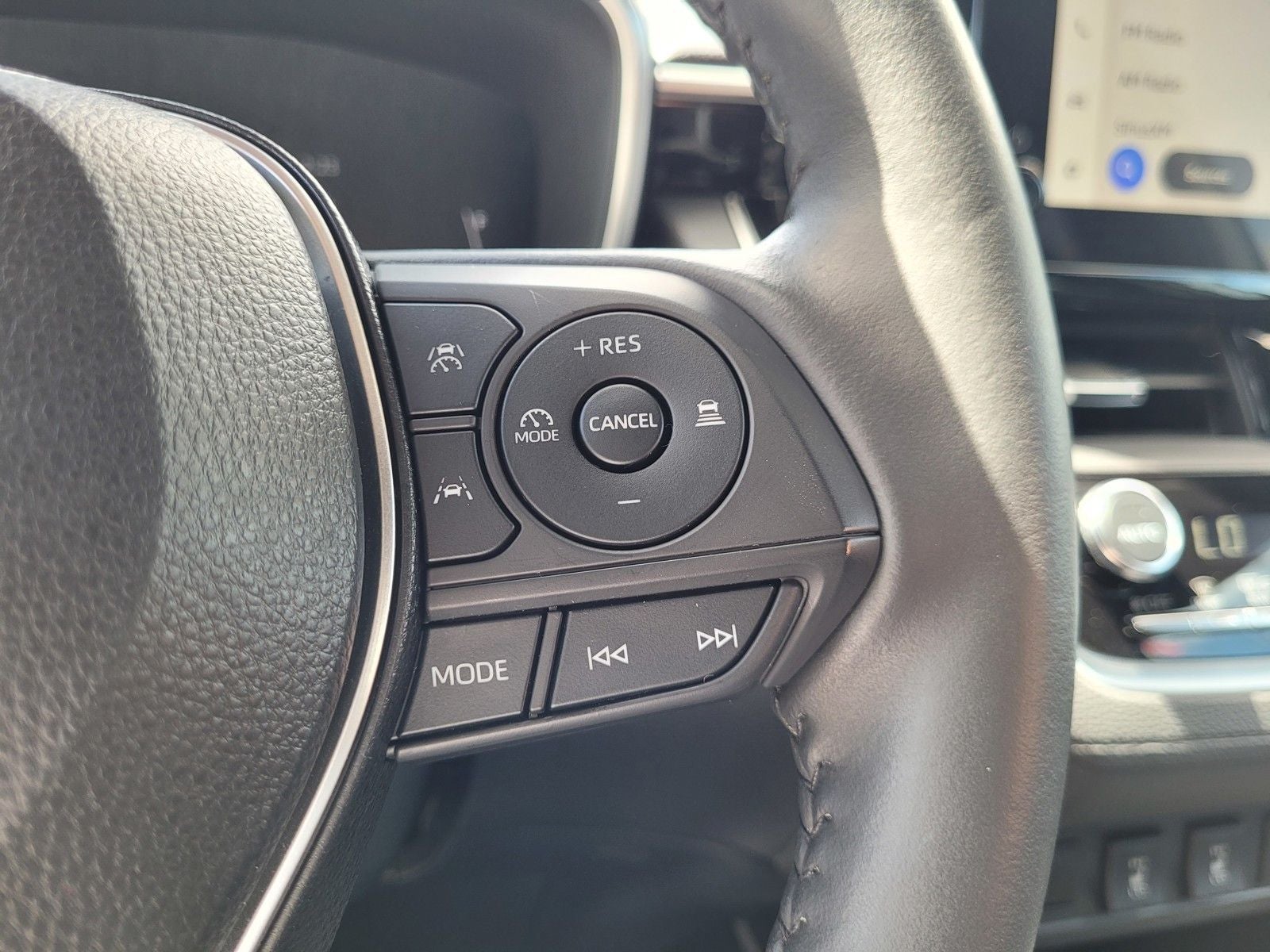 2023 Toyota Corolla Cross Hybrid XSE