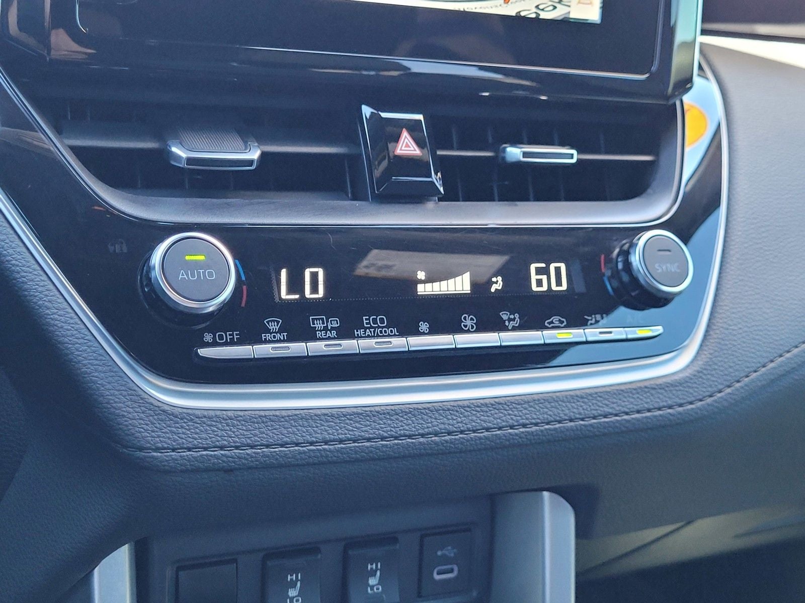 2024 Toyota Corolla Cross Hybrid XSE