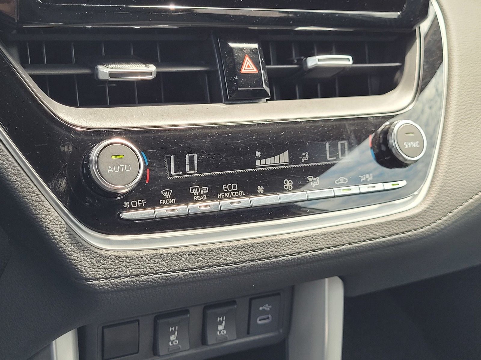 2024 Toyota Corolla Cross Hybrid XSE