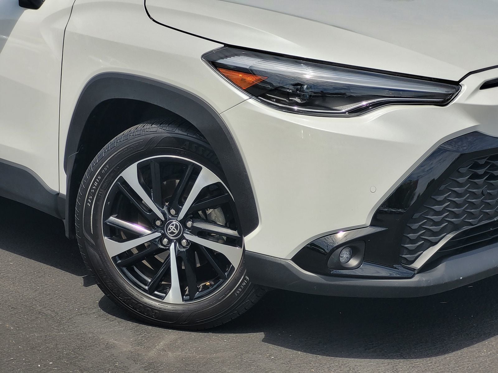 2024 Toyota Corolla Cross Hybrid XSE