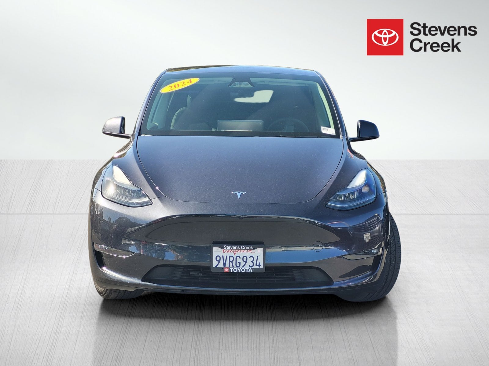 Used 2024 Tesla Model Y Long Range with VIN 7SAYGDEE5RF124972 for sale in San Jose, CA