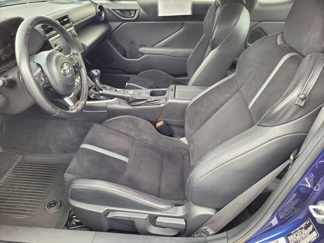 2025 Toyota GR86 Premium