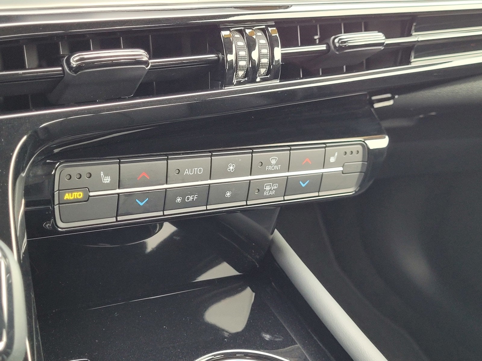 2022 Toyota Mirai XLE