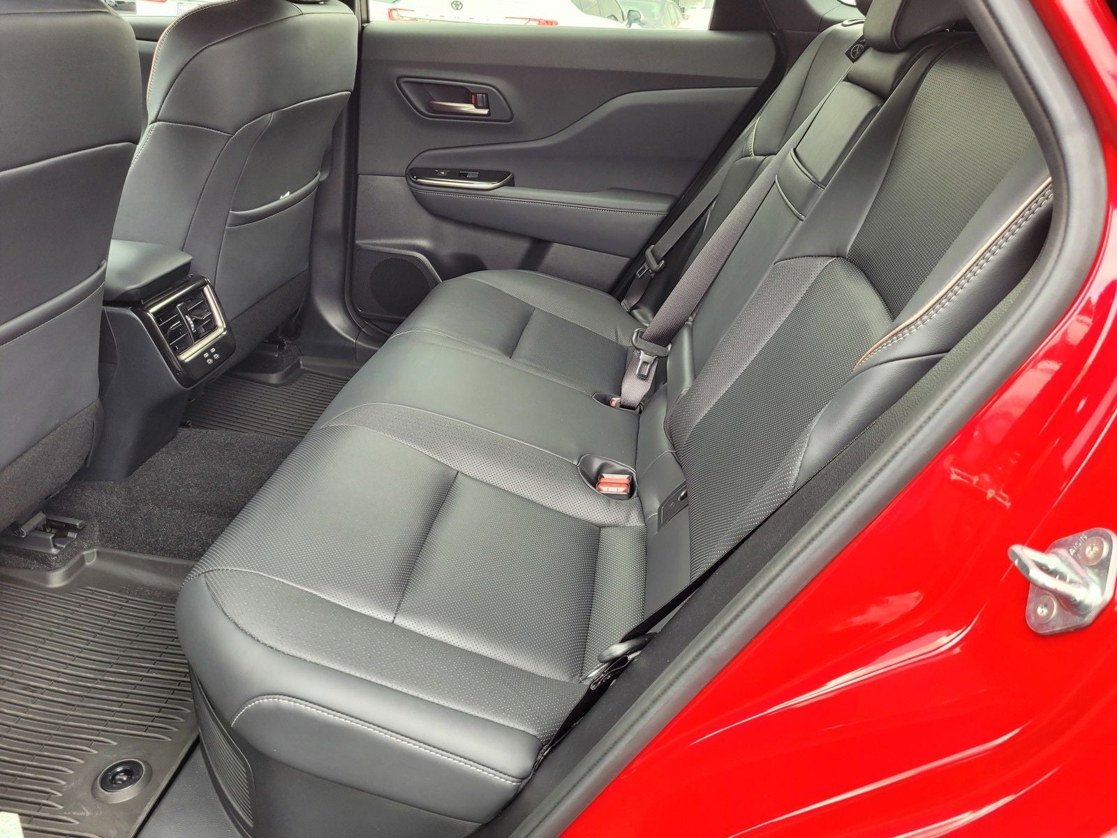 2025 Toyota Crown Signia XLE