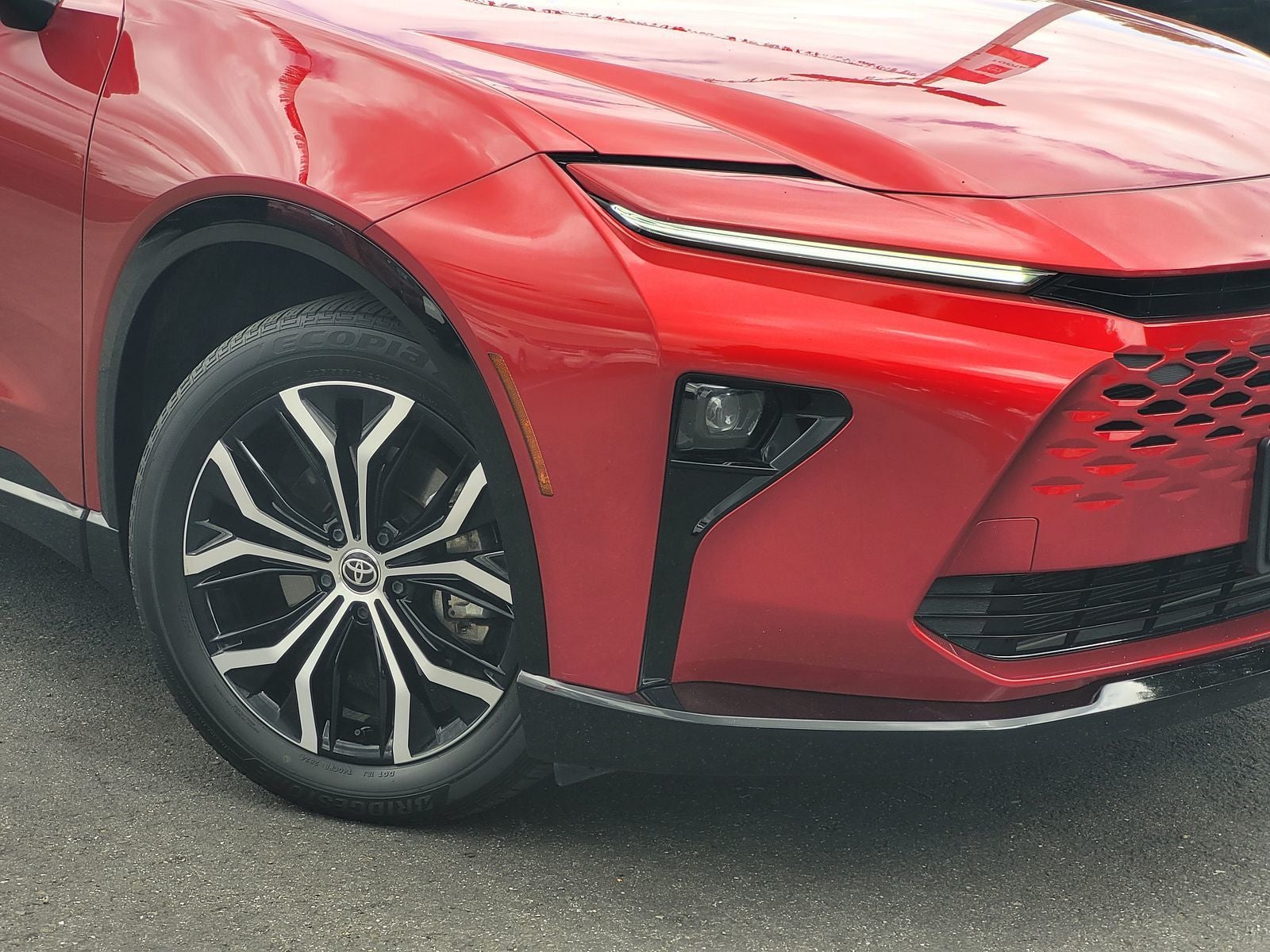 2025 Toyota Crown Signia XLE