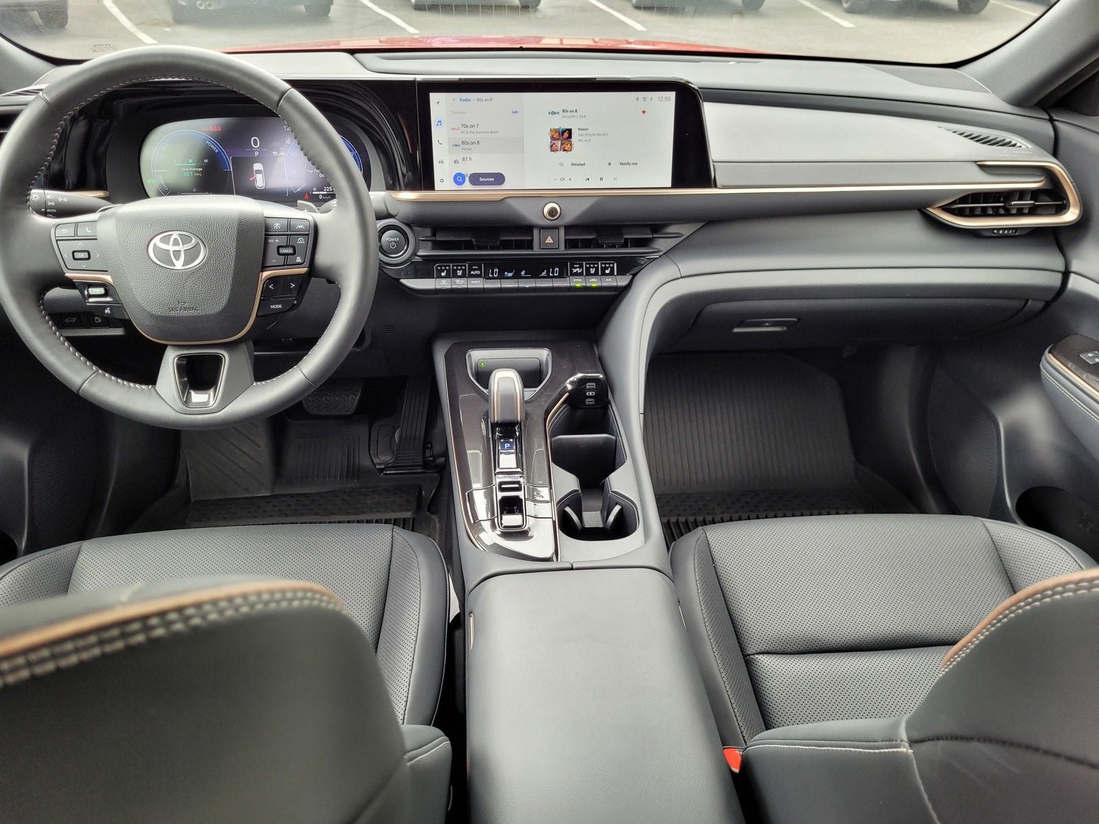 2025 Toyota Crown Signia XLE