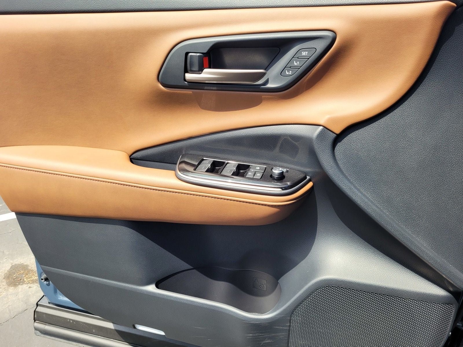 2025 Toyota Crown Signia Limited