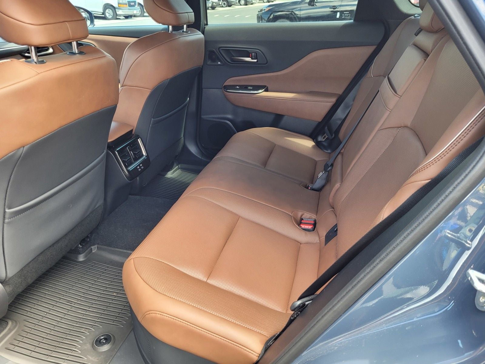 2025 Toyota Crown Signia Limited