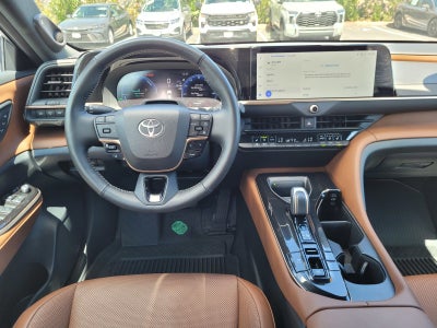 2025 Toyota Crown Signia Limited