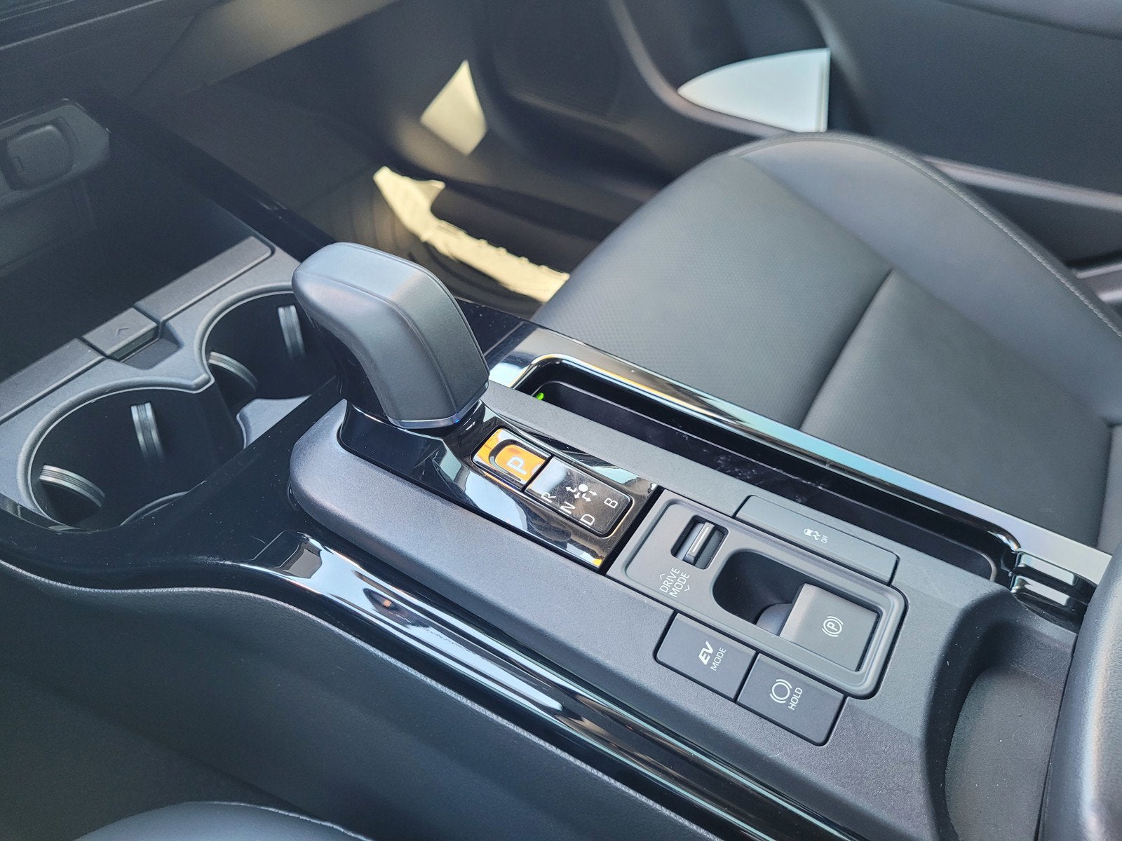 2024 Toyota Prius XLE