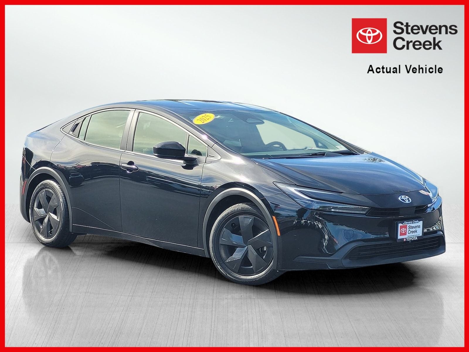 2025 Toyota Prius LE