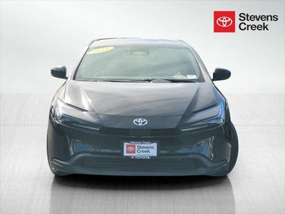 2025 Toyota Prius LE