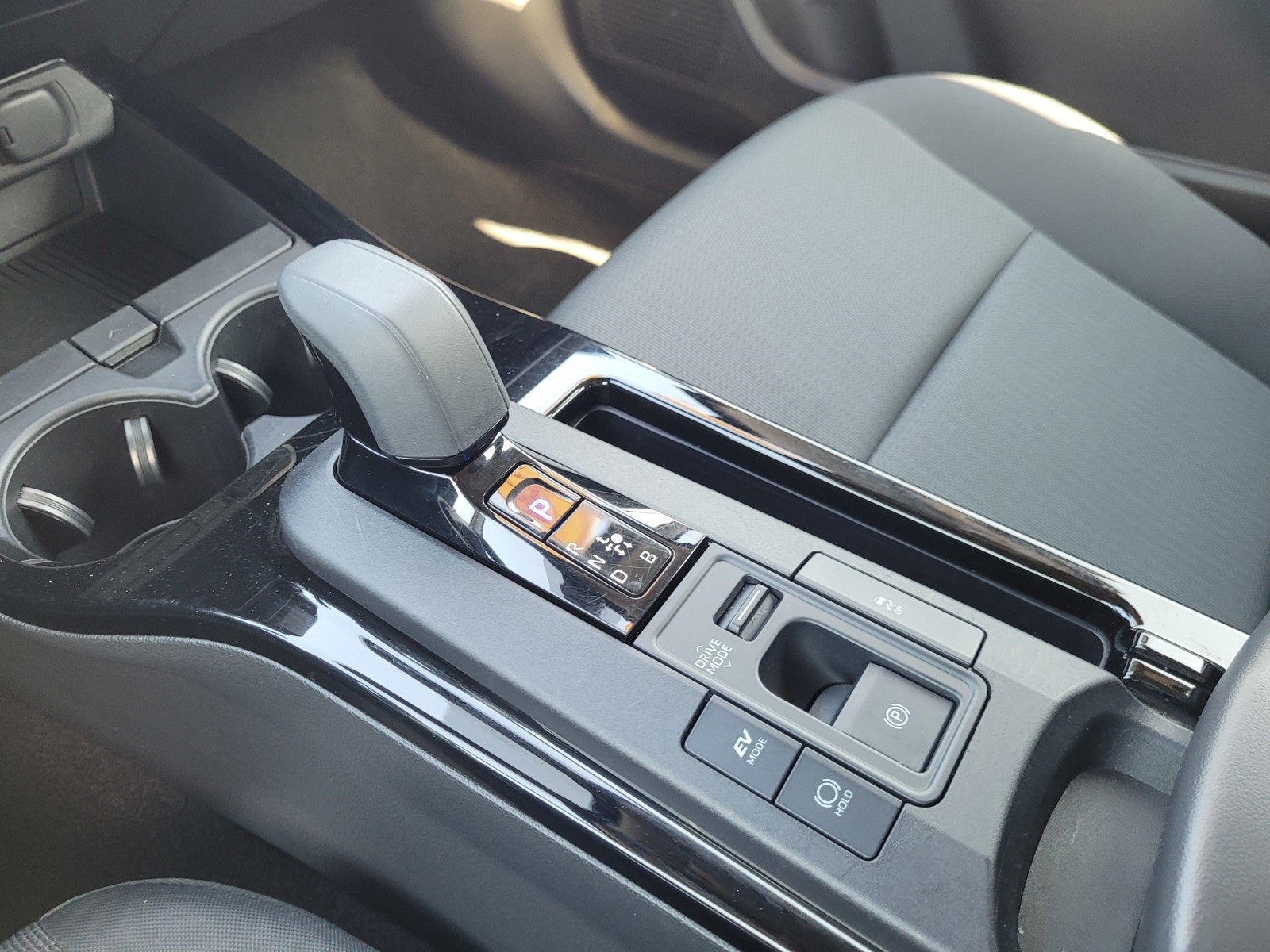 2024 Toyota Prius LE