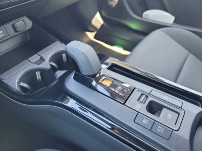 2025 Toyota Prius LE