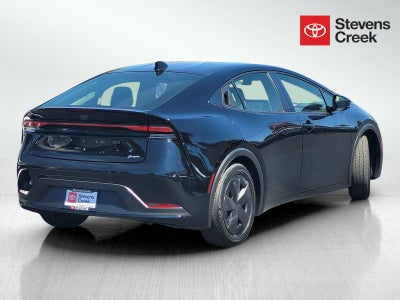 2025 Toyota Prius LE