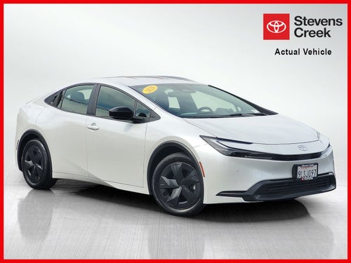 2026 Toyota Prius LE