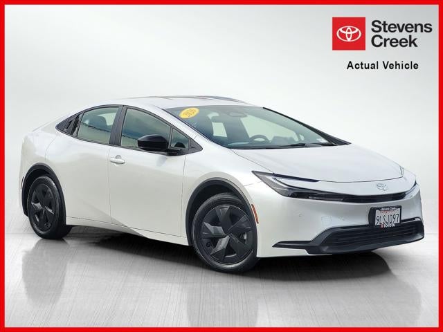 2026 Toyota Prius LE