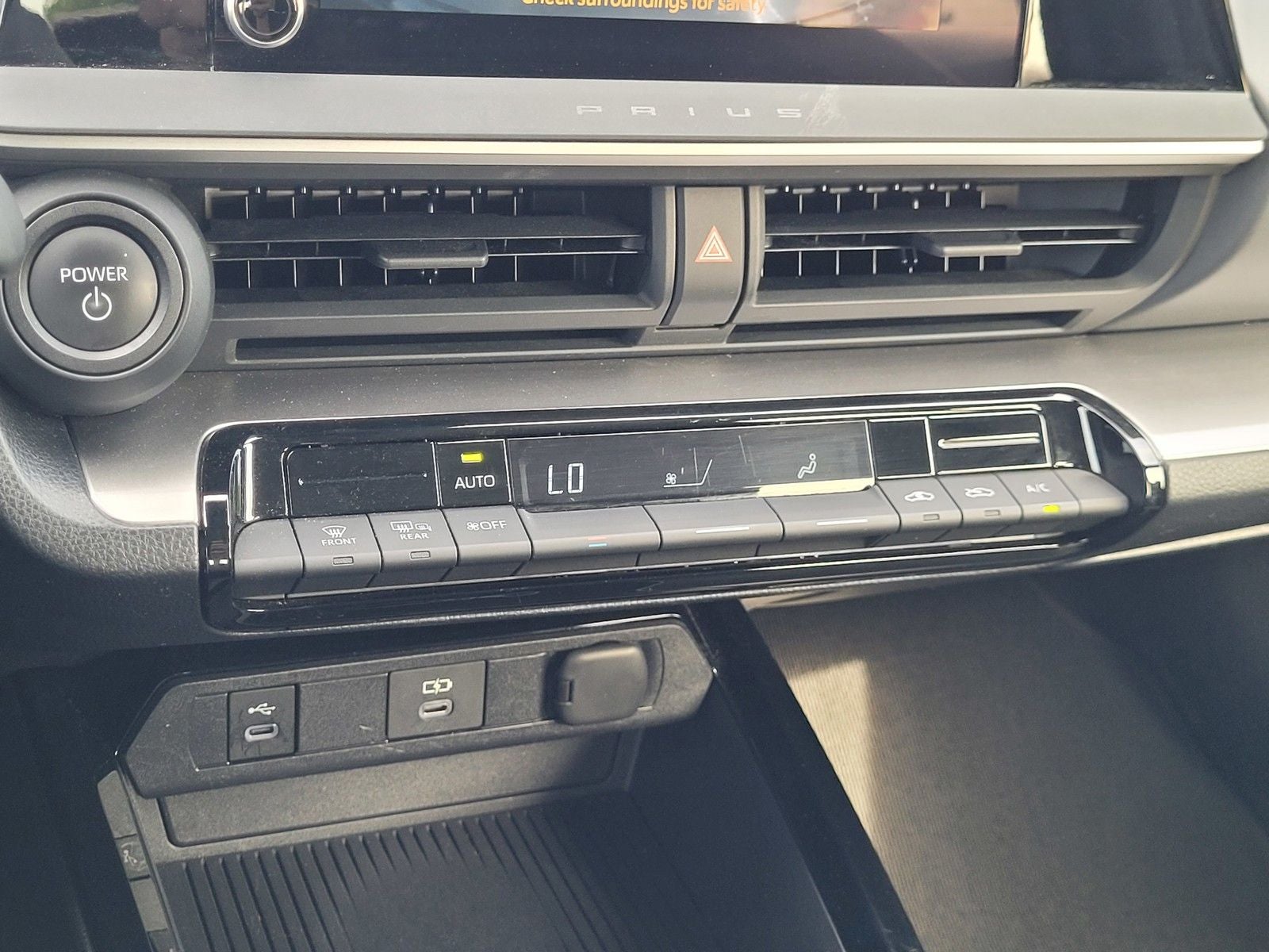 2023 Toyota Prius LE