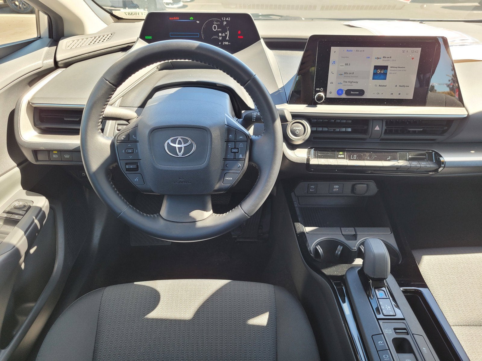 2025 Toyota Prius LE