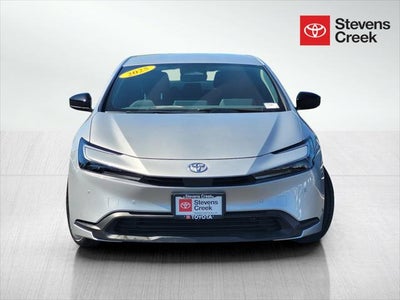 2025 Toyota Prius LE