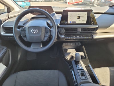 2025 Toyota Prius LE