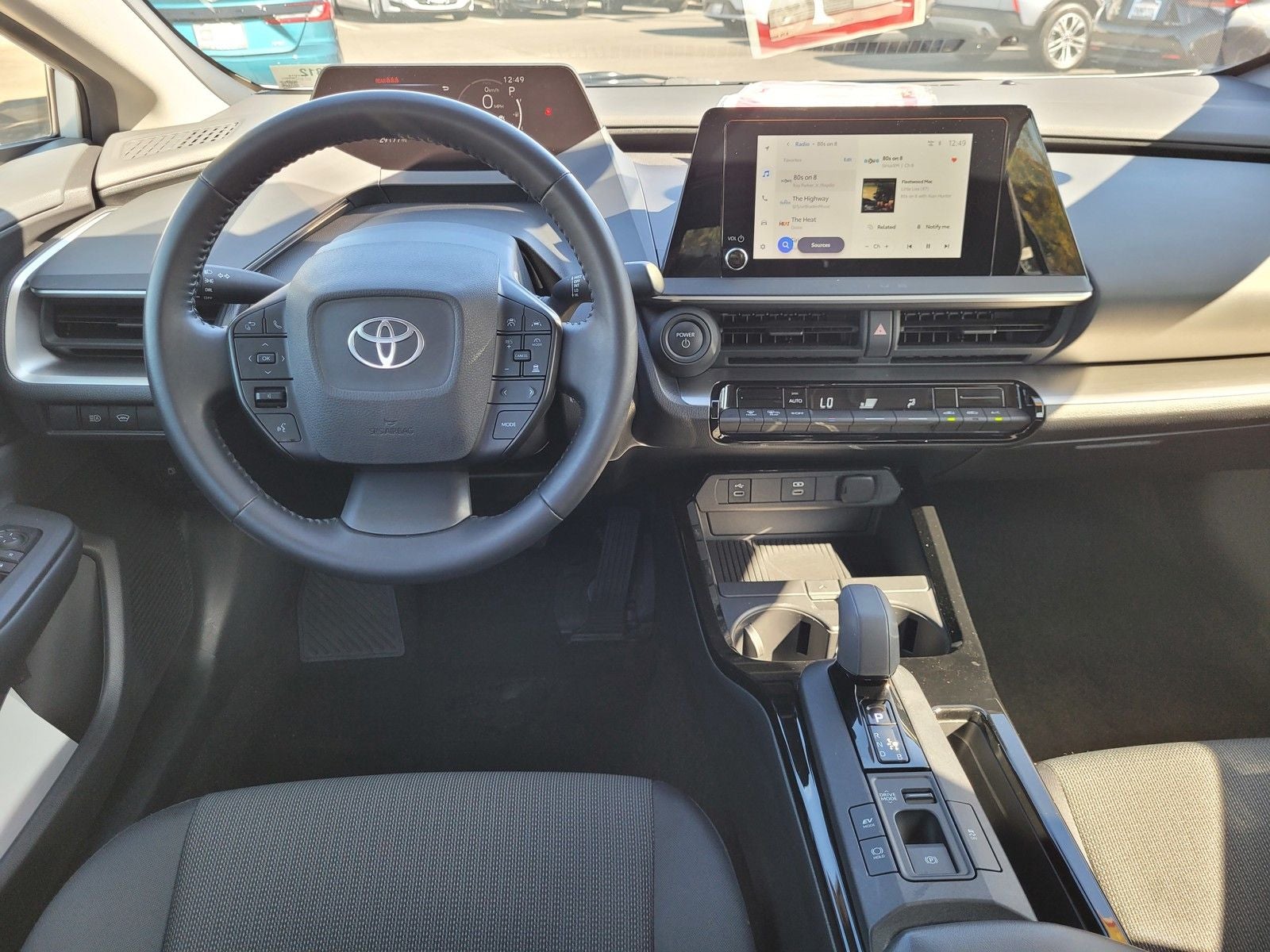 2025 Toyota Prius LE