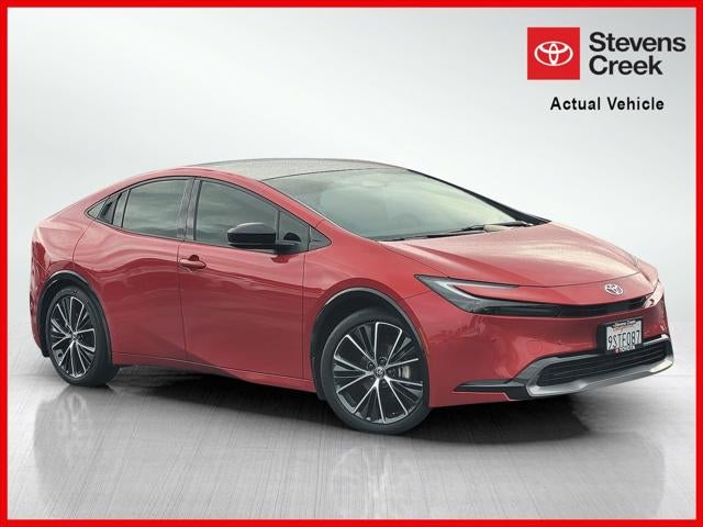 2025 Toyota Prius XLE