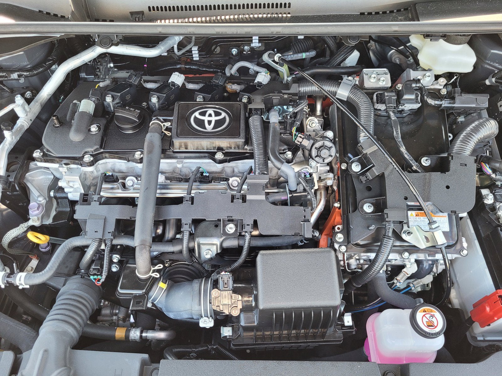 2025 Toyota Corolla Hybrid SE