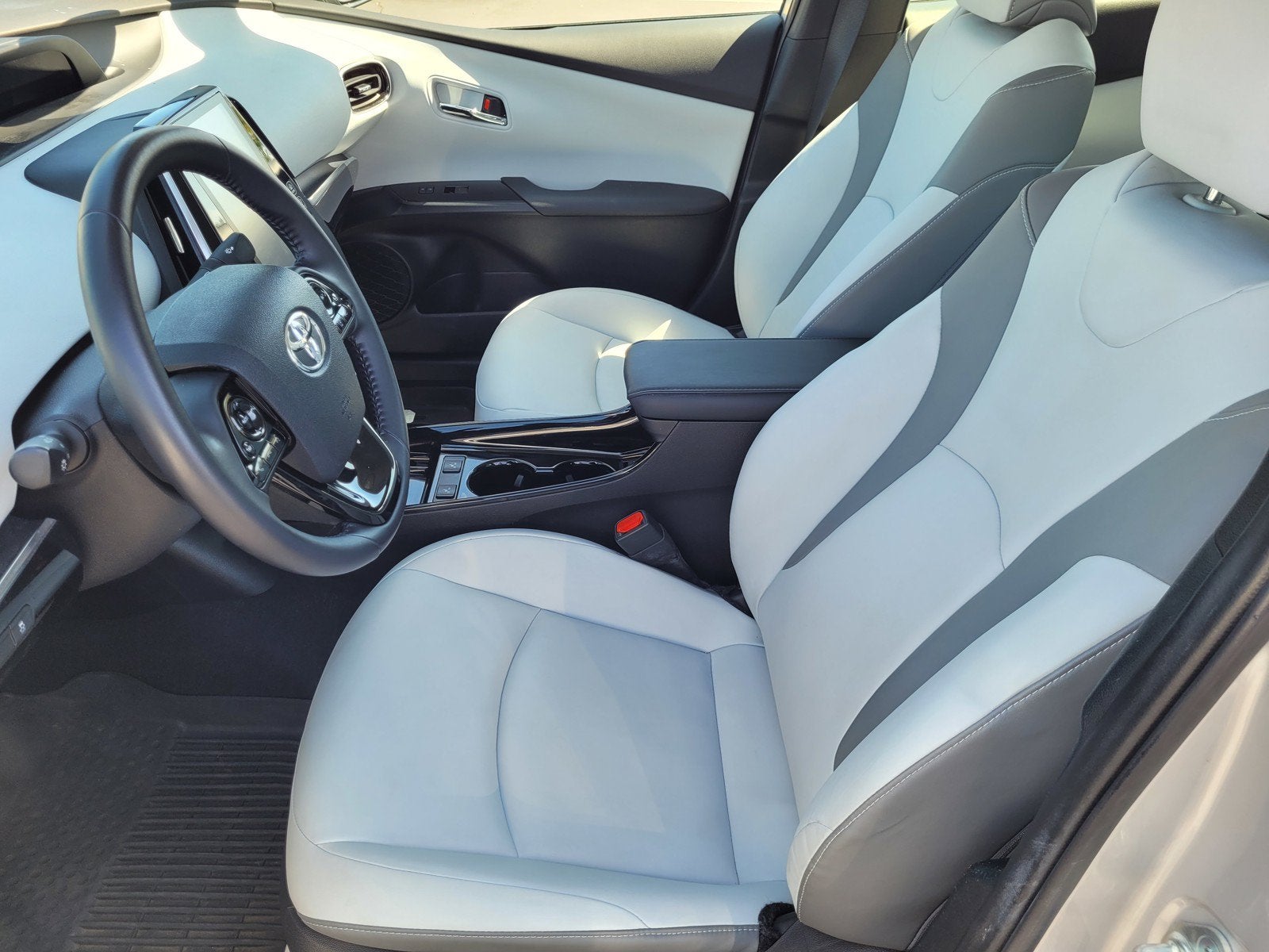 2022 Toyota Prius Prime XLE