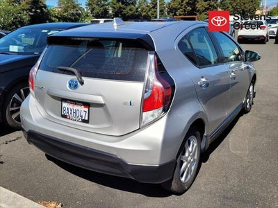 2017 Toyota Prius c One