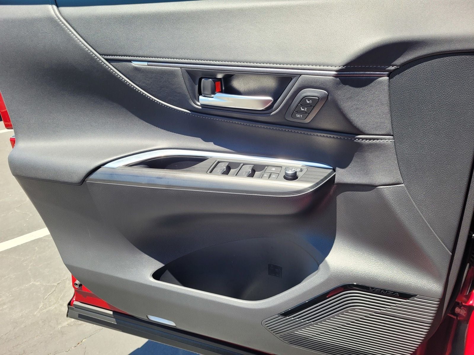 2024 Toyota Venza Nightshade