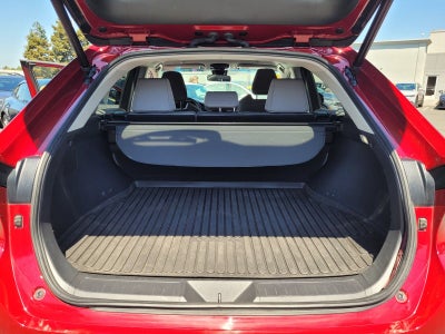 2023 Toyota Venza LE