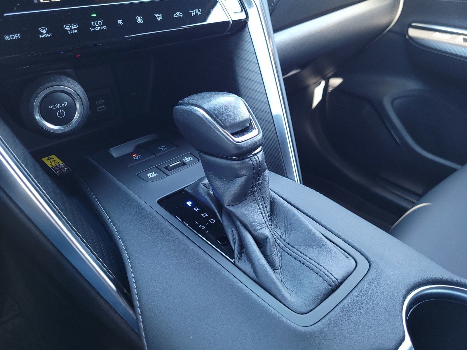 2024 Toyota Venza XLE