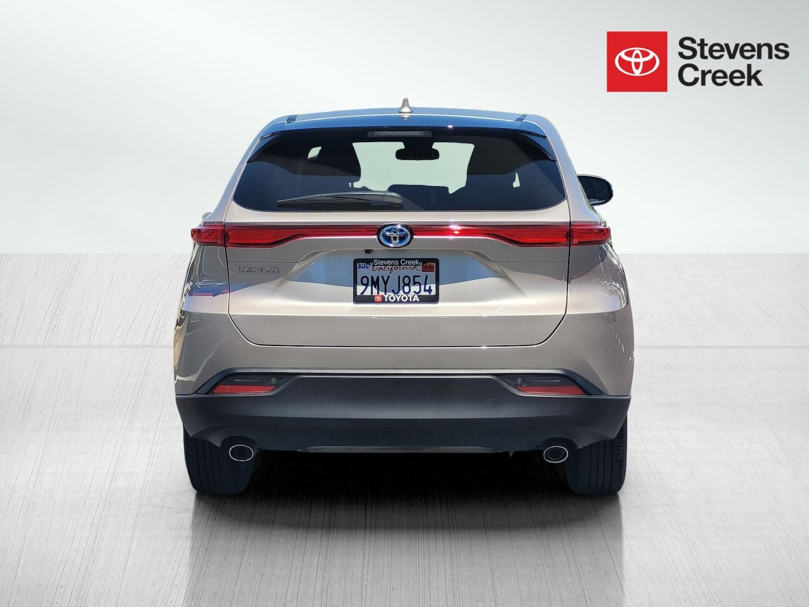 2024 Toyota Venza LE