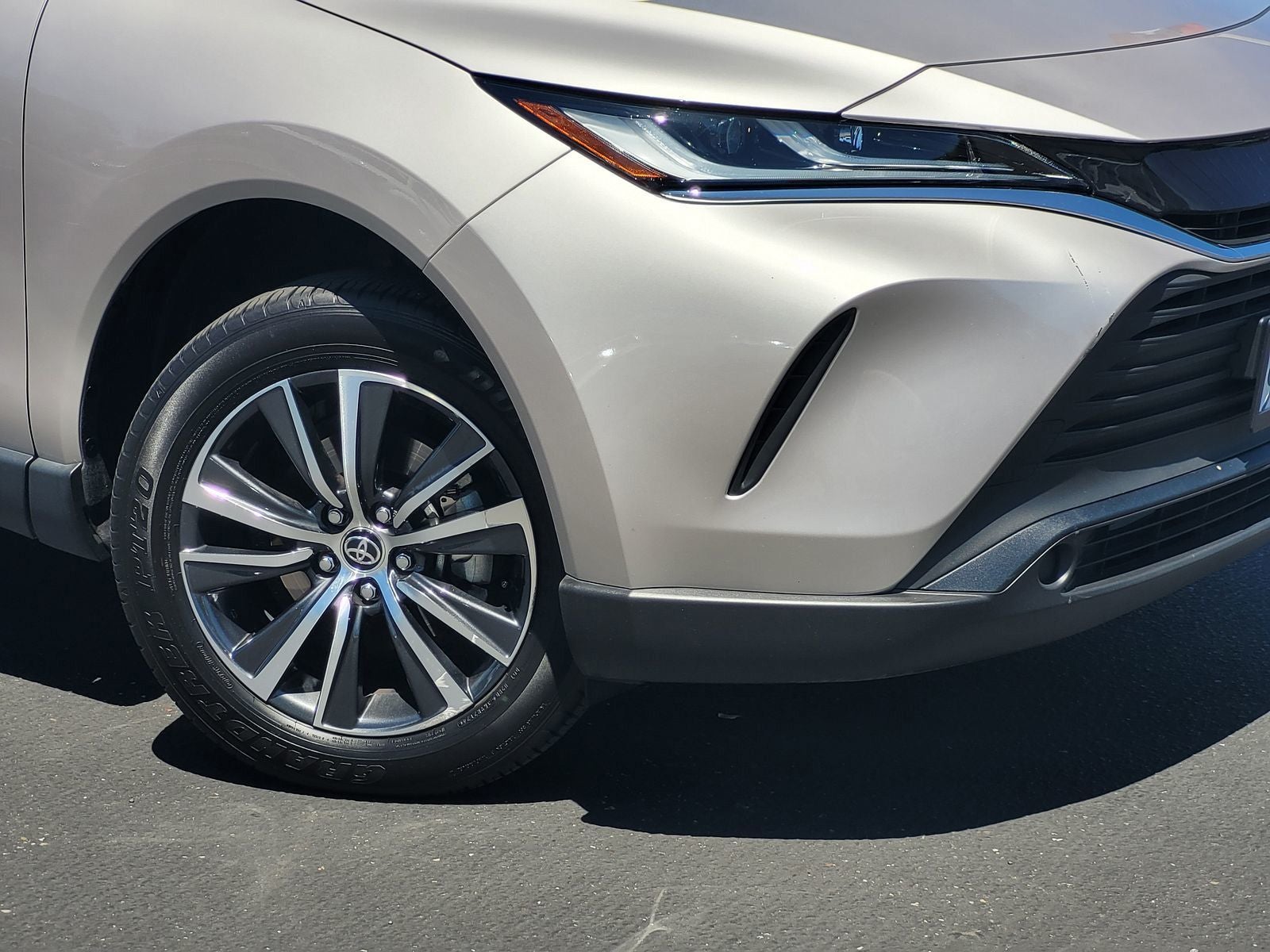 2024 Toyota Venza LE