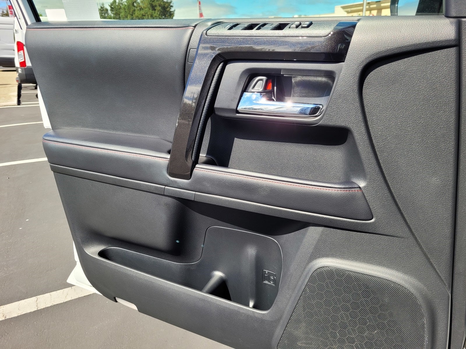 2024 Toyota 4Runner TRD Off-Road