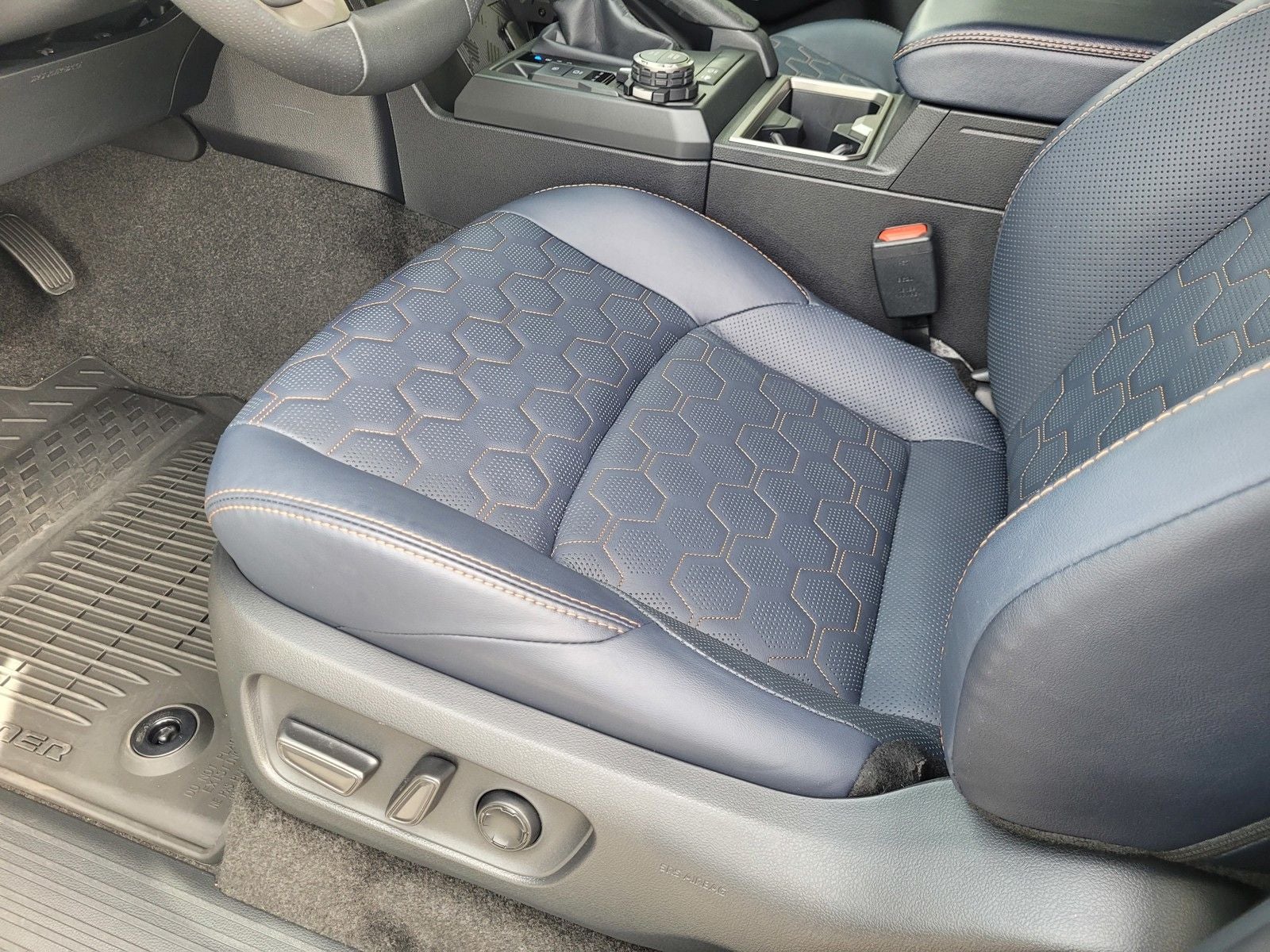2025 Toyota 4Runner i-FORCE MAX Hybrid Platinum