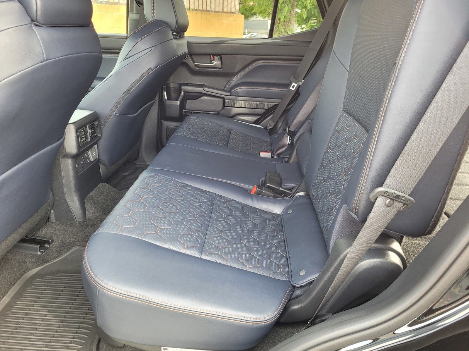 2025 Toyota 4Runner i-FORCE MAX Hybrid Platinum